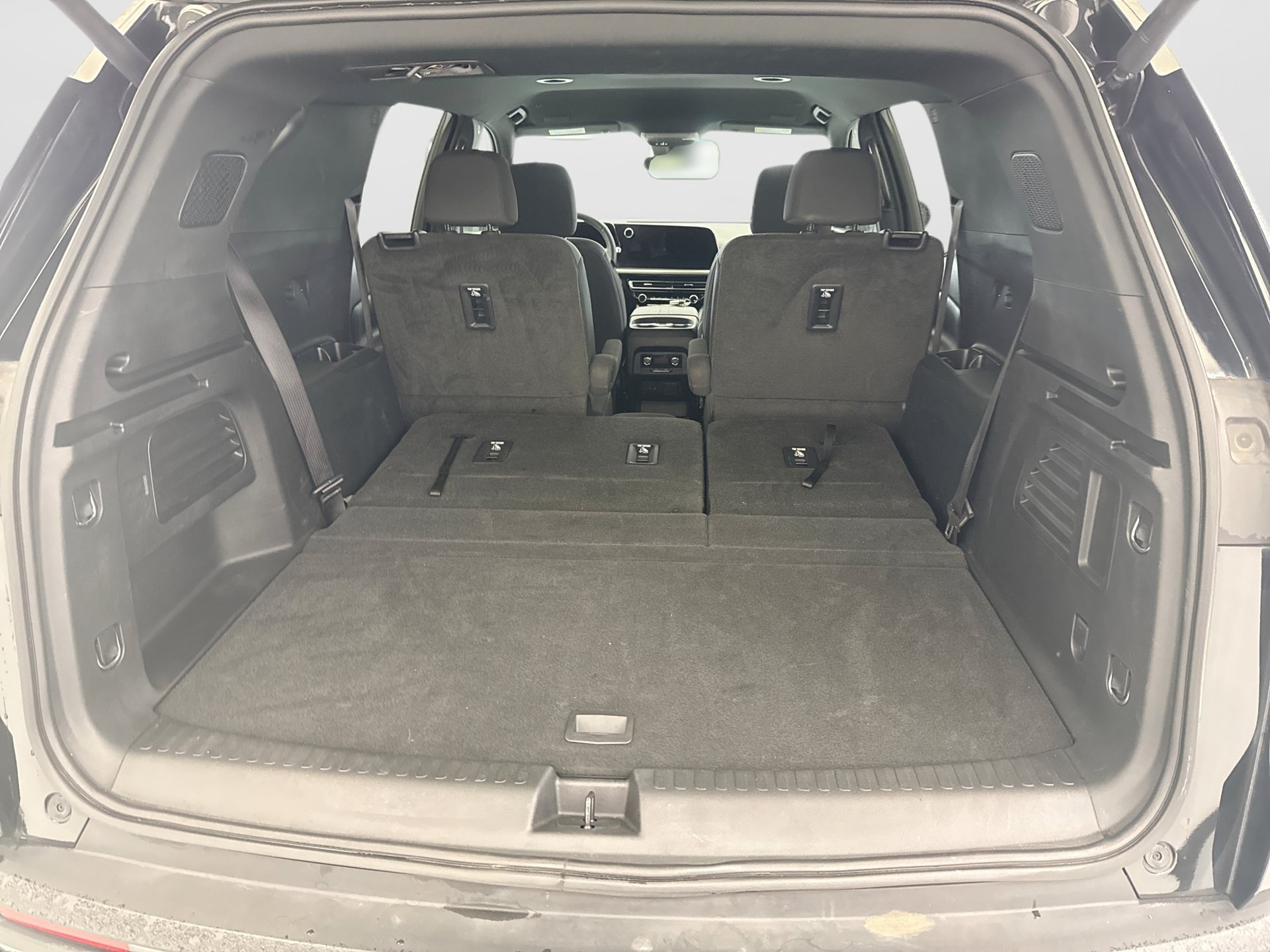 Used 2024 Chevrolet Traverse LT FWD image 23