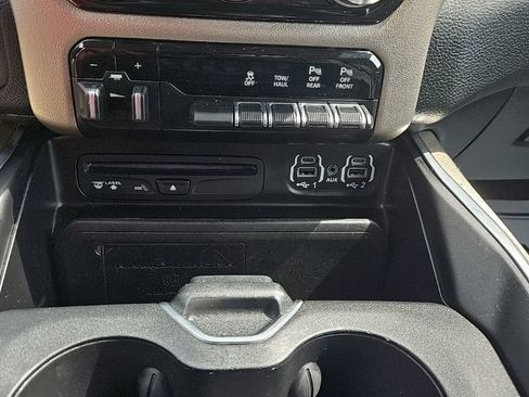 Used 2019 RAM 1500 Laramie image 20