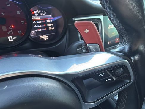 Used 2018 Porsche Macan GTS image 17