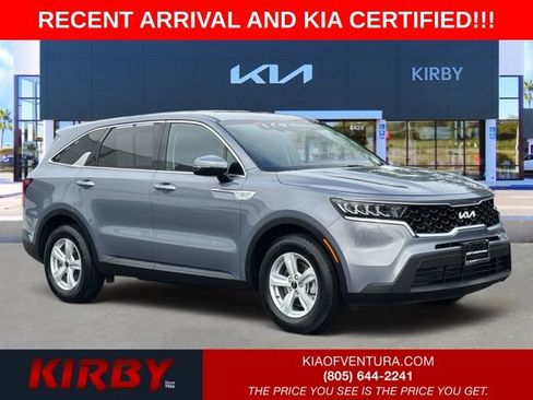 Certified 2023 Kia Sorento LX FWD image 1