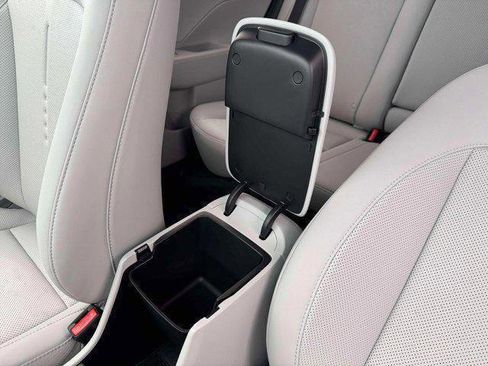 New 2026 Hyundai Kona SEL Premium image 19