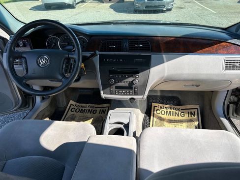 Used 2007 Buick LaCrosse CX image 15
