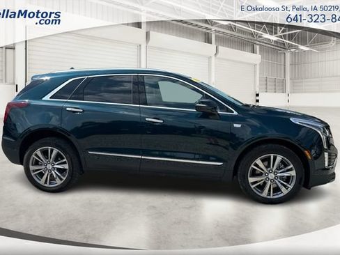 Used 2024 Cadillac XT5 Premium Luxury AWD/4WD image 2