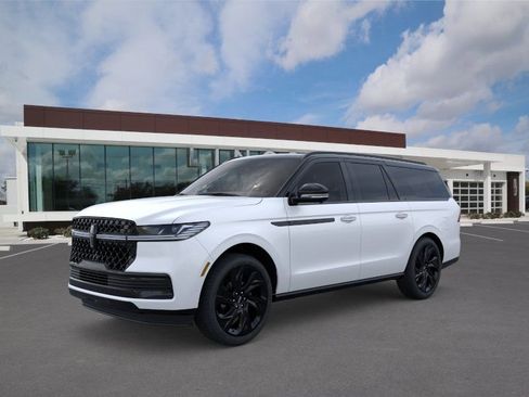 New 2026 Lincoln Navigator L Black Label AWD/4WD image 1