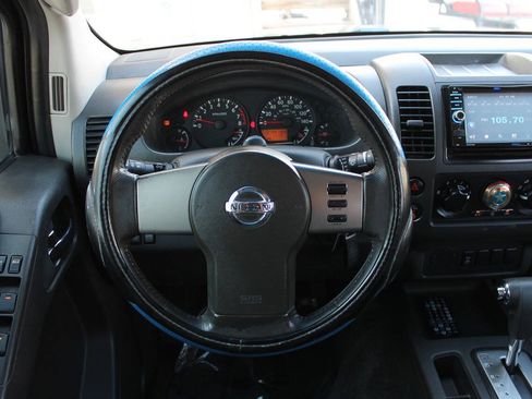 Used 2005 Nissan Frontier NISMO w/ (J01) Sunroof Pkg RWD image 38