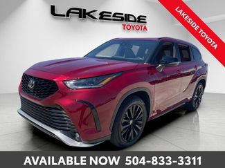Used 2023 Toyota Highlander XSE video 2