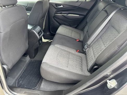 Used 2022 Chevrolet Equinox LT FWD image 17