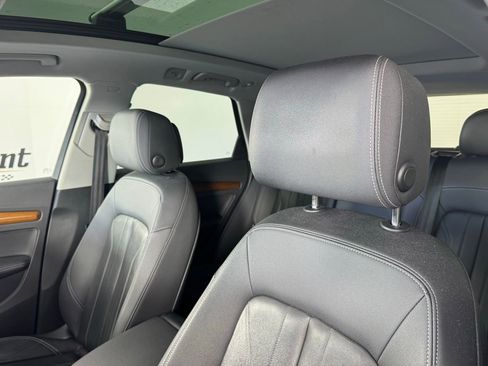 Used 2022 Audi Q5 2.0T Premium Plus image 2