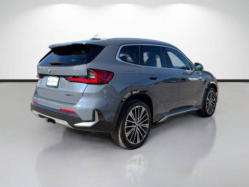 New 2026 BMW X1 xDrive28i w/ Technology Package image 3