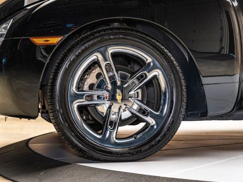 Used 2005 Chevrolet SSR w/ Preferred Equipment Group image 17