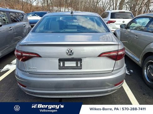 Certified 2021 Volkswagen Jetta SEL image 5