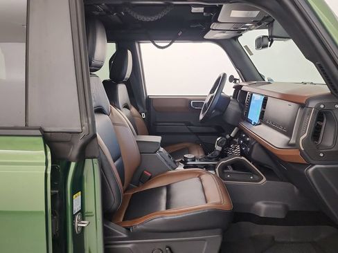 Used 2024 Ford Bronco Outer Banks w/ Sasquatch Package AWD/4WD image 29
