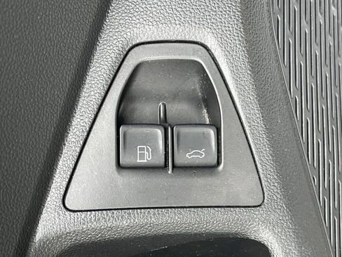 Used 2024 Volkswagen Jetta SE image 15