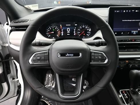 New 2026 Jeep Compass Limited AWD/4WD image 17