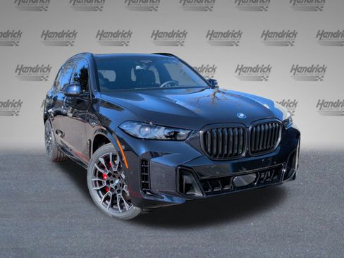 New 2026 BMW X5 xDrive50e image 2
