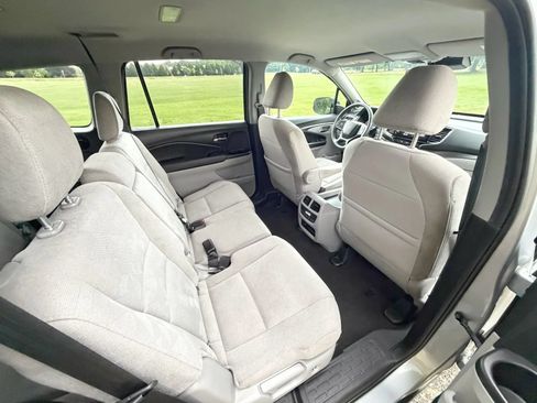 Used 2020 Honda Pilot EX image 47