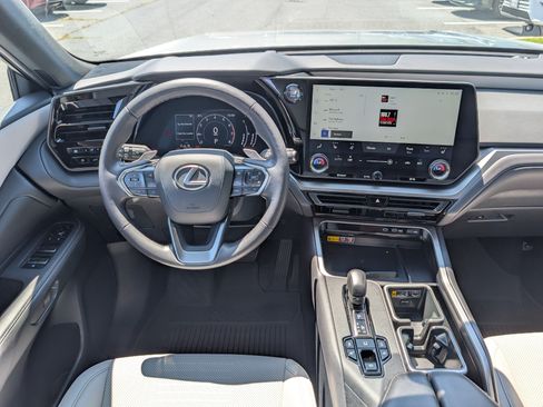 Used 2024 Lexus TX 350 AWD w/ Accessory Package (2T) image 18
