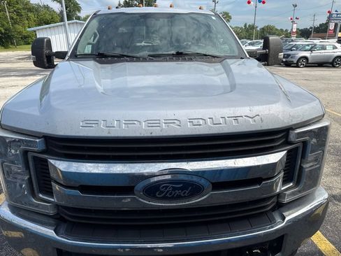 Used 2019 Ford F350 XLT AWD/4WD image 3