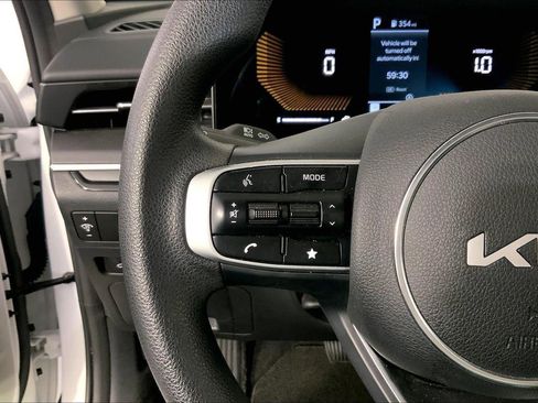 Used 2025 Kia K5 LXS FWD image 18