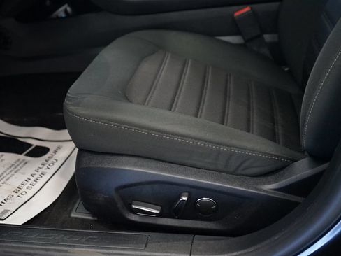 Used 2020 Ford Fusion SE FWD image 26