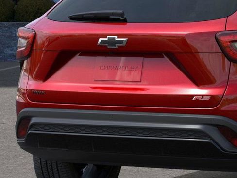 New 2026 Chevrolet Trax RS image 14