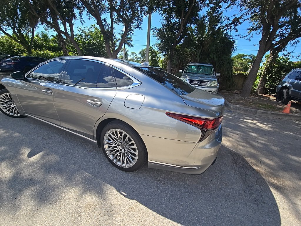 Certified 2024 Lexus LS 500 RWD image 6