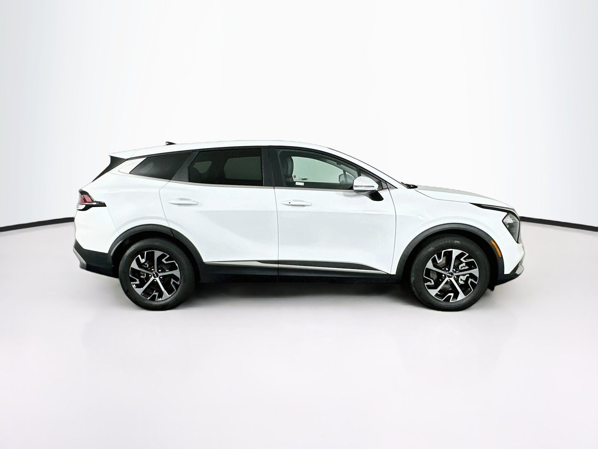 Used 2023 Kia Sportage EX FWD image 10