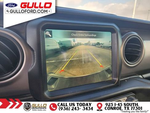 Used 2021 Jeep Gladiator Sport AWD/4WD image 26