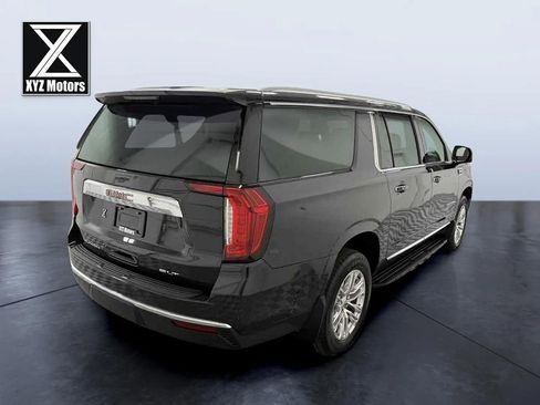 Used 2023 GMC Yukon XL SLT image 6