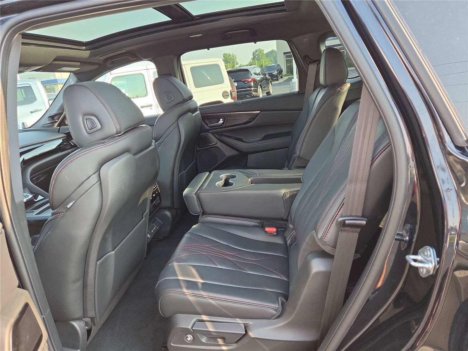 New 2026 Acura MDX Type S w/ Advance Package AWD/4WD image 23
