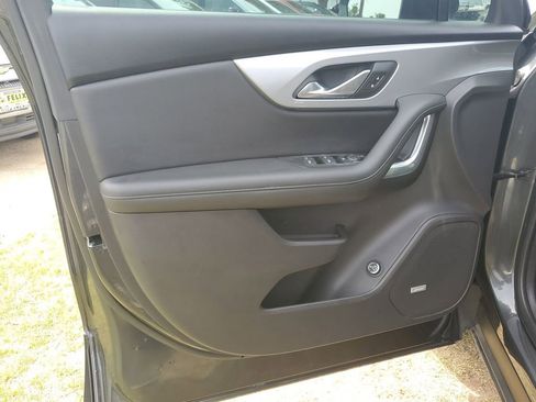 Used 2019 Chevrolet Blazer LT w/ Sound & Technology Package FWD image 18