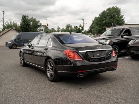 Used 2016 Mercedes-Benz S 550 4MATIC Sedan image 2