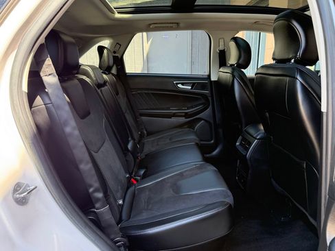 Used 2017 Ford Edge Sport w/ Equipment Group 401A AWD/4WD image 18