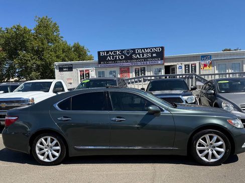Used 2008 Lexus LS 460 RWD image 8