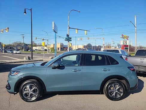 Used 2024 Honda HR-V EX-L image 2