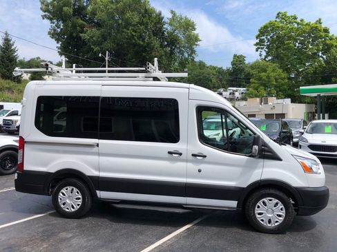 Used 2019 Ford Transit 150 XLT RWD image 7
