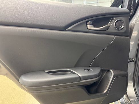 Used 2021 Honda Civic Sport image 16
