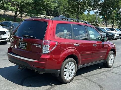 Used 2013 Subaru Forester 2.5X Premium AWD/4WD image 4