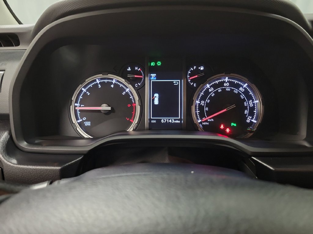 Used 2022 Toyota 4Runner Limited AWD/4WD image 26