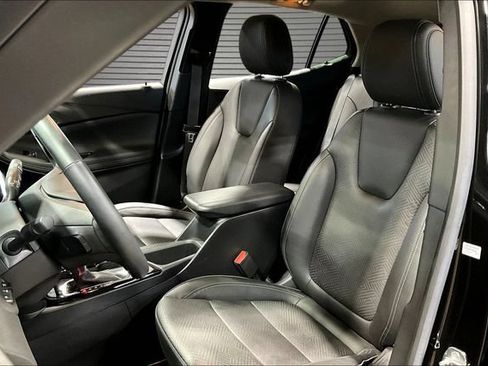 Used 2023 Buick Encore GX Essence w/ Advanced Technology Package AWD/4WD image 19