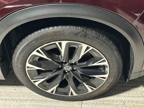 Used 2024 MAZDA CX-90 Plug-In Hybrid w/ Premium Pkg AWD/4WD image 6