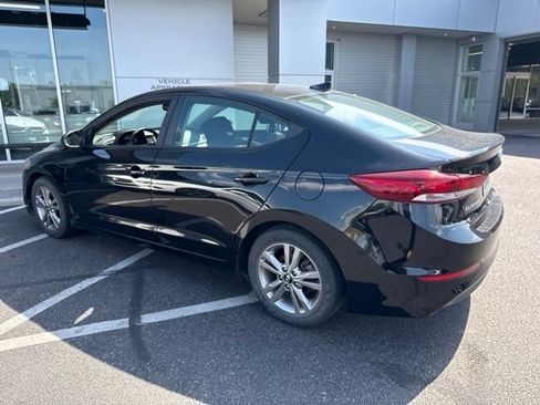 Used 2018 Hyundai Elantra Value Edition FWD image 3