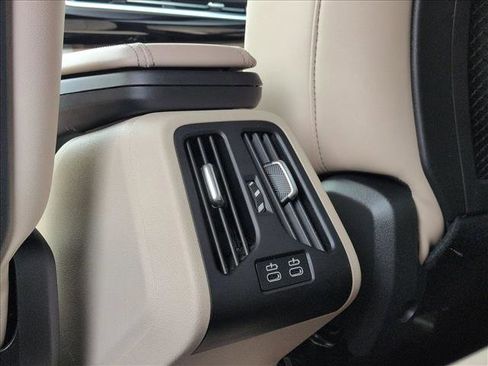 Used 2024 BMW X1 xDrive28i w/ Technology Package image 15