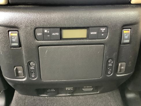 Used 2019 Nissan Armada Platinum w/ Cargo Package image 26