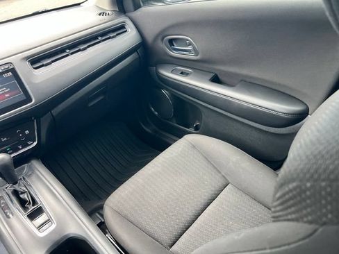 Used 2016 Honda HR-V EX image 13