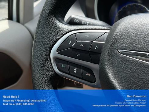 Used 2021 Chrysler Voyager L FWD image 24