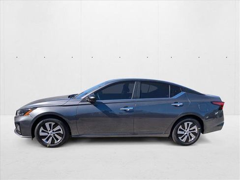 New 2025 Nissan Altima 2.5 S image 5