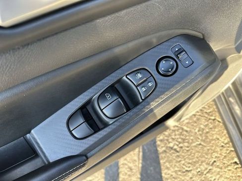 Used 2024 Nissan Altima 2.5 SV image 23