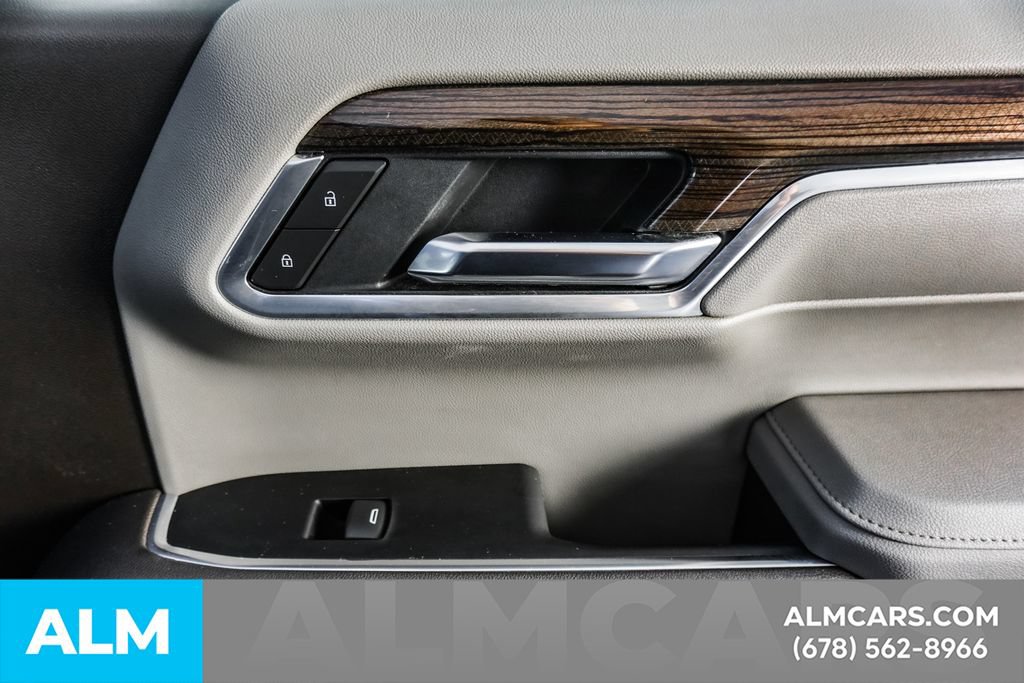 Used 2025 Chevrolet Silverado 1500 LT RWD image 46