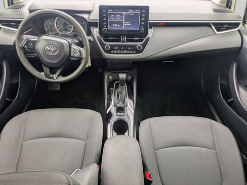 Used 2020 Toyota Corolla LE FWD image 13